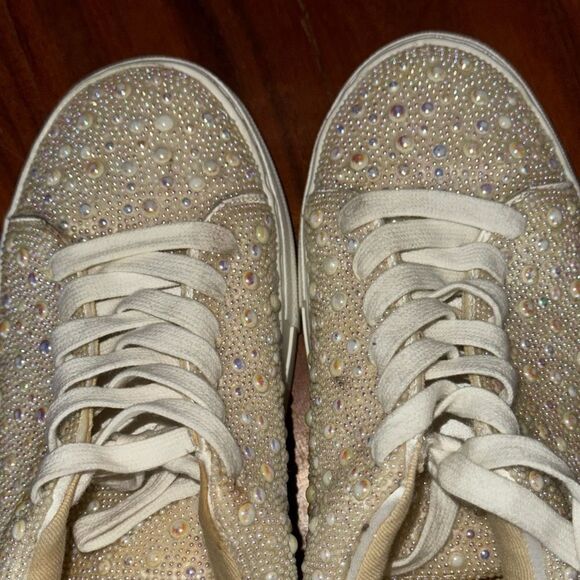 Betsey Johnson pearl platform sneakers EUC SZ 6.5 - Picture 8 of 11